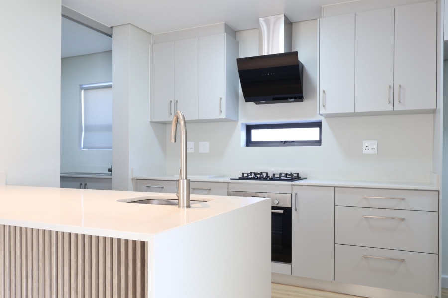 To Let 3 Bedroom Property for Rent in Lemoenkloof Western Cape